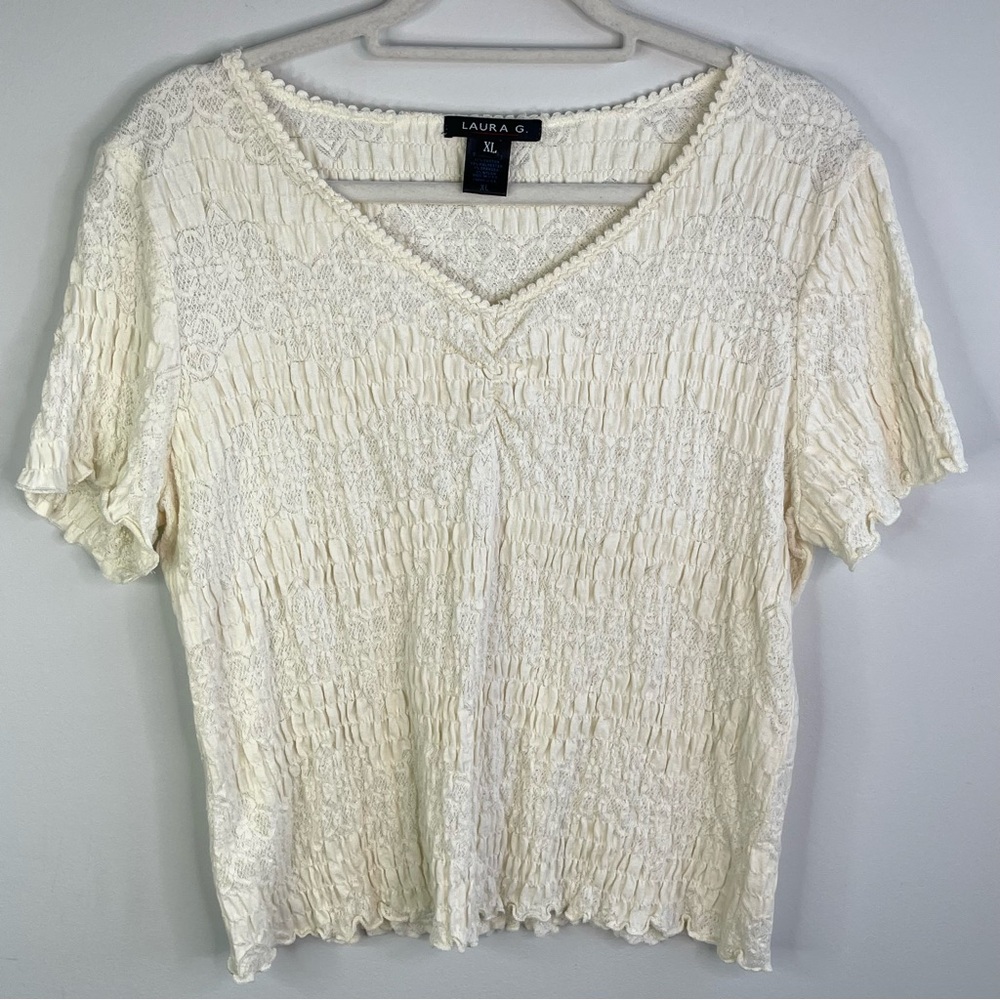 Cream Ribbed Smocked Blouse Size XL